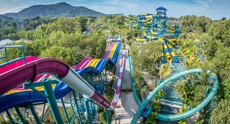 Đường ống trượt nước dài nhất thế giới