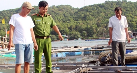 Chấm dứt tình trạng khai thác hải sản trái phép
