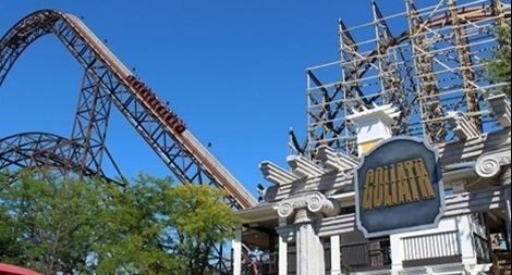 Đường tàu lượn bằng gỗ cao nhất thế giới