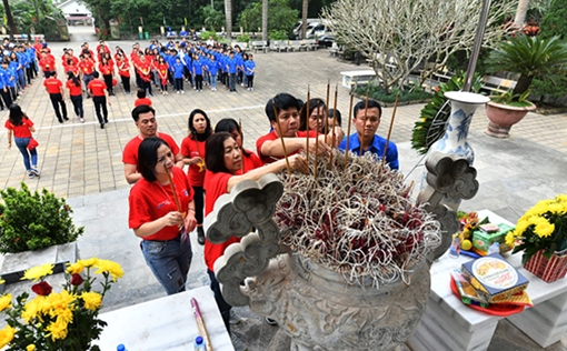 Vietjet góp sức gìn giữ biên cương Tổ quốc