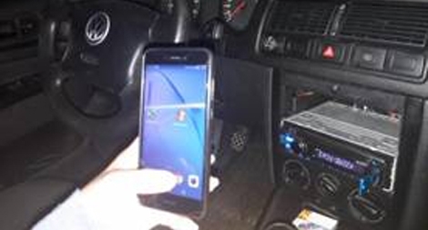 Nga: Quy định phải chú thích bằng ngôn ngữ bản địa