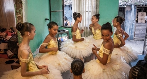 Vũ điệu ballet trong khu ổ chuột