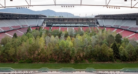 Những chuyện lạ chỉ có trong bóng đá