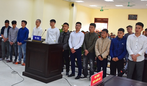 232 tháng tù cho 11 bị cáo trong vụ hỗn chiến tại khu vực biển Hải Tiến