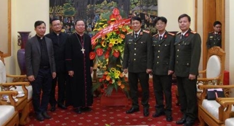 Tổng giám mục Tổng giáo phận Hà Nội chúc mừng năm mới Bộ Công an