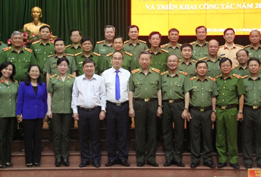 Quyết liệt tấn công, trấn áp để kiềm chế, kéo giảm các loại tội phạm  