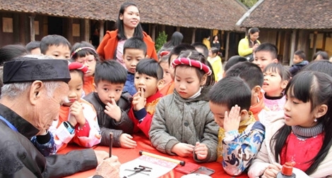 Giữ nét xưa trong lòng Tết hiện đại