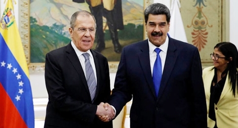 Venezuela gỡ khó trong vòng vây cấm vận