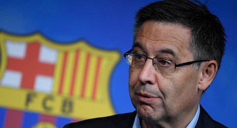 Barca chìm trong mâu thuẫn nội bộ