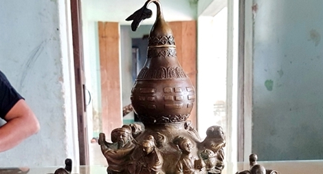 Sự thật về bộ “cổ vật” hàng chục ngàn năm ở Phú Yên