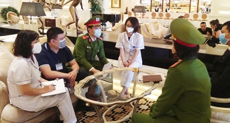 Công an Hà Nội thực hiện mệnh lệnh “đi từng ngõ, gõ từng nhà”