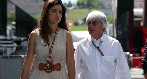  “Ông trùm” giải đua F1 làm cha ở tuổi 90