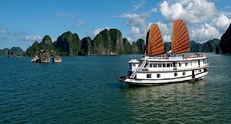 Quảng Ninh mở lại một số hoạt động du lịch