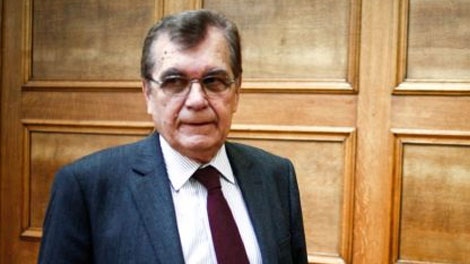 Cựu Bộ trưởng Y tế Hy Lạp tử vong vì COVID-19