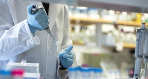 Tình báo và cuộc săn lùng vaccine ngừa COVID-19