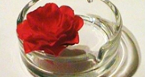 Bảo vệ giới trẻ khỏi ảnh hưởng bởi việc quảng cáo và sử dụng các sản phẩm thuốc lá