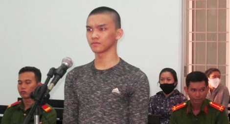 Án tử cho kẻ bị “ma đuổi” giết chết mẹ và em trai