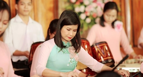 Nữ nghệ sĩ “truyền lửa” cho cây đàn tranh