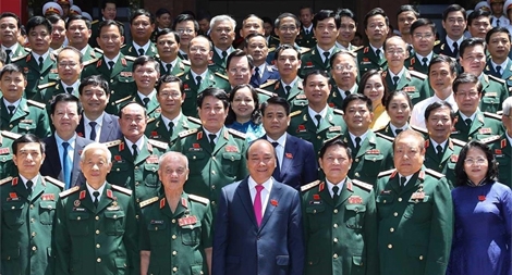 Thủ tướng dự Đại hội Thi đua quyết thắng toàn quân lần thứ X