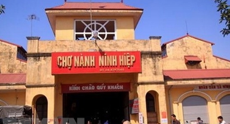Phạt tù cháu gái bán cho cô ruột ki-ốt “ảo” tại chợ Ninh Hiệp