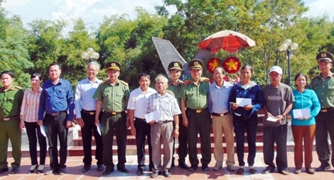 Tri ân tháng Bảy trên quê hương xứ Quảng anh hùng