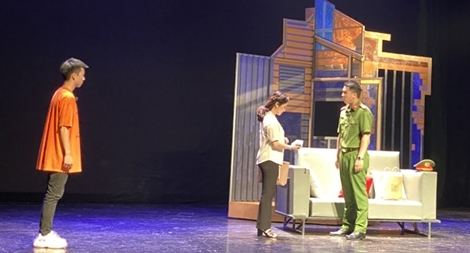 Sáng ngời phẩm chất cách mạng