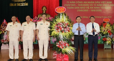 Công an Cao Bằng gặp mặt kỷ niệm 75 năm Ngày truyền thống CAND