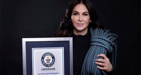 Kỷ lục leo núi mới của nữ vận động viên