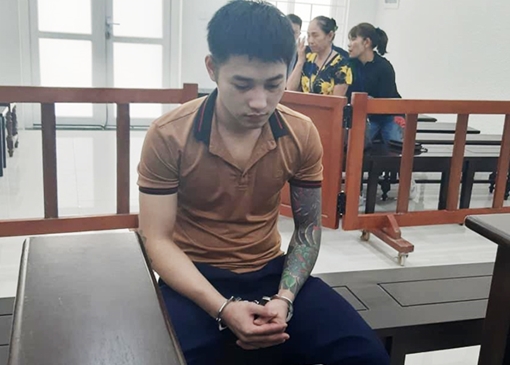 Tên trộm giết người, cướp tài sản lĩnh 18 năm tù