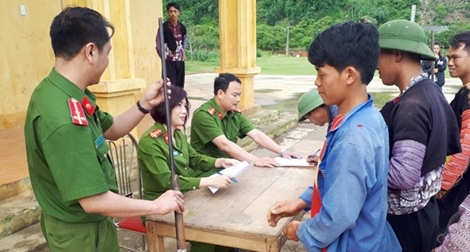 Chuyện thu hồi “vũ khí nóng” ở Mộc Châu