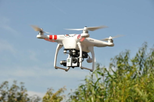 Dùng UAV giám sát môi trường