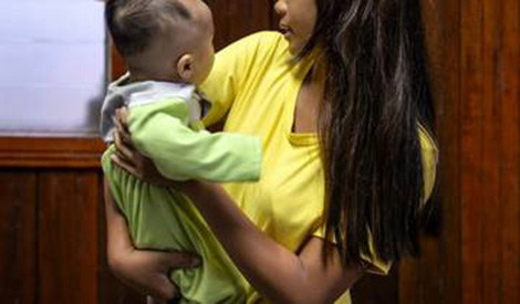 Tranh cãi kéo dài về nạn tảo hôn ở Malaysia