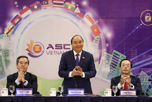 Đô thị thông minh: Hướng tới cộng đồng, bản sắc và phát triển