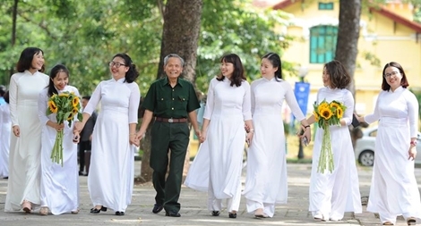 Nhớ những người thầy mặc áo lính