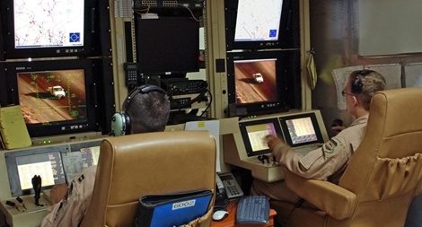 Điều khiển máy bay không người lái, dễ hay khó?