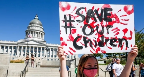 Thuyết âm mưu và cuộc chiến chống buôn bán trẻ em