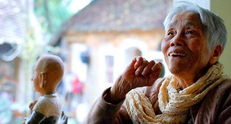 Nữ họa sĩ Mộng Bích: Những bất ngờ ở tuổi 90