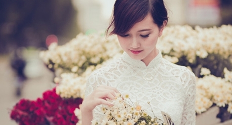 Con gái Cầu Cậy, má đỏ hồng hồng…