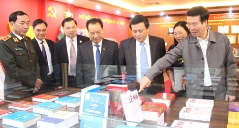 Hội thảo khoa học quốc gia “Sách Lý luận, chính trị với sự nghiệp xây dựng và bảo vệ Tổ quốc”