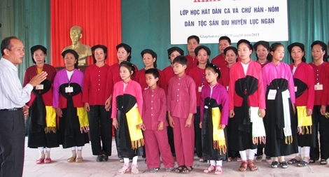 Già làng trên hành trình cùng những nẻo dân ca