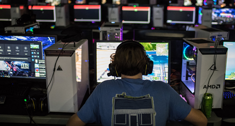 Games trực tuyến với những kẻ săn mồi tình dục