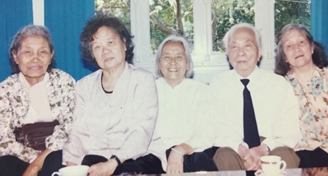 Chuyện một người phụ nữ tân tiến viết báo tiếng Pháp