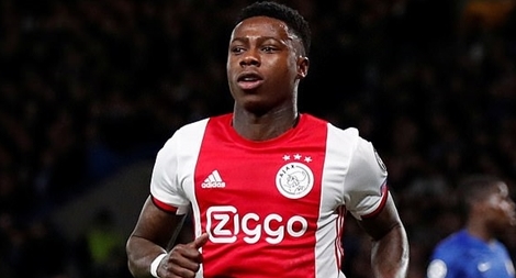 Tiền đạo Ajax Amsterdam bị bắt khẩn cấp vì hành hung