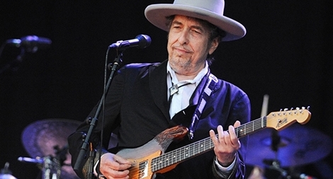Hoàn thành chuyển nhượng toàn bộ bản quyền của Bob Dylan