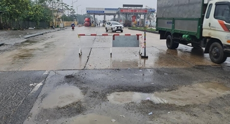 Cần sửa chữa sớm đường thu phí qua Quảng Trị