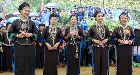 Có một dòng chảy dân ca trên cao nguyên đá