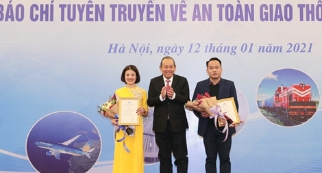 Báo chí góp phần hình thành văn hóa giao thông trong xã hội