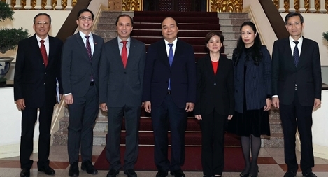 Thủ tướng Nguyễn Xuân Phúc tiếp Đại sứ Singapore