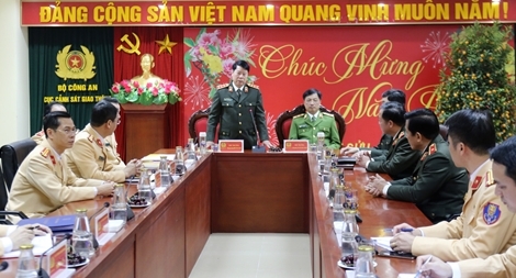 Lãnh đạo Bộ Công an kiểm tra công tác đảm bảo ATGT phục vụ Đại hội Đảng