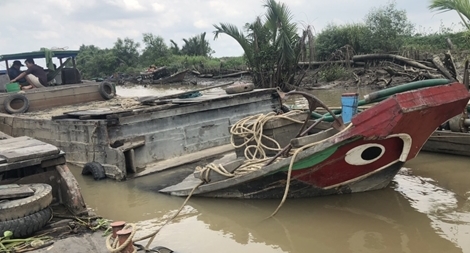Xử lý tình trạng “cát tặc” vẫn “bắt cóc bỏ đĩa”